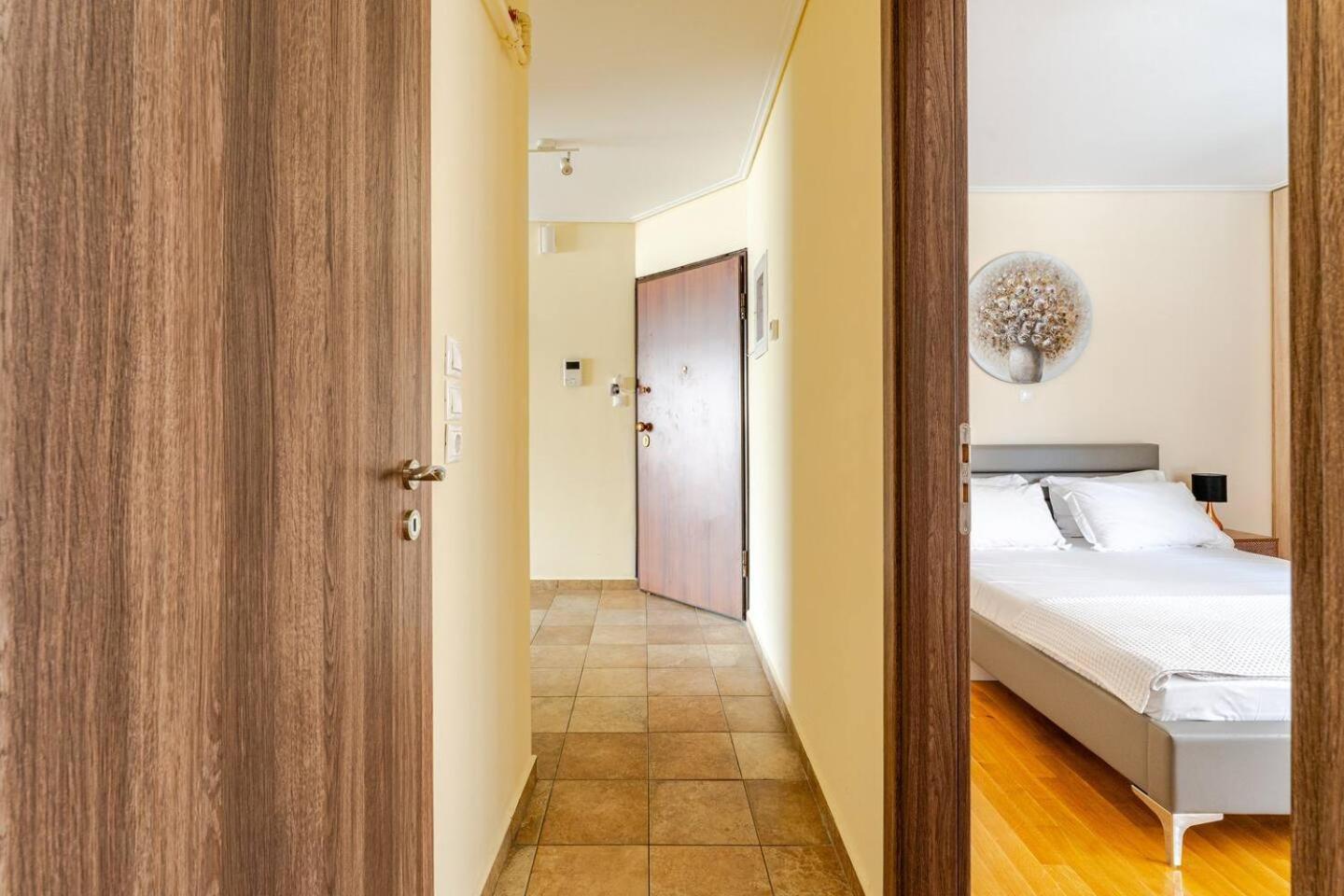 Lux & Style 75Sqm With Private Parking In Athens Apartment Exterior photo